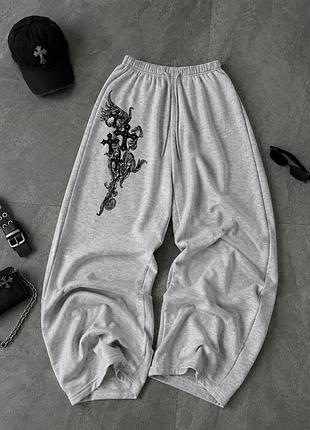 Жіночі штани oversize з готичним принтом з двонитки