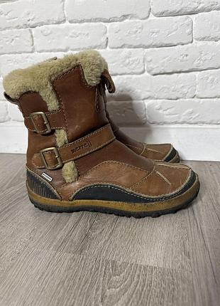 Демісезонні шкіряні черевички чобітки merrell 37,5р