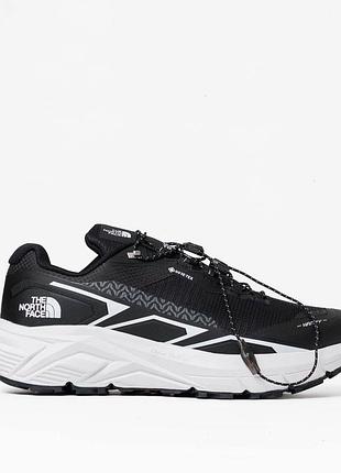 The north face vectiv gore-tex black white