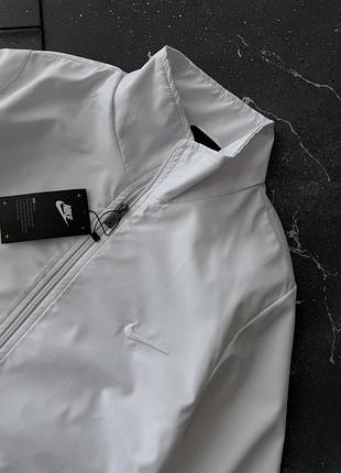 Куртка ветровка nike l 4