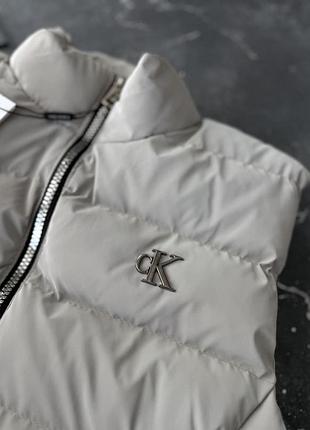 Жилетка calvin klein 4