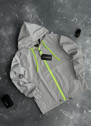 Світловідбиваюча куртка вітровка