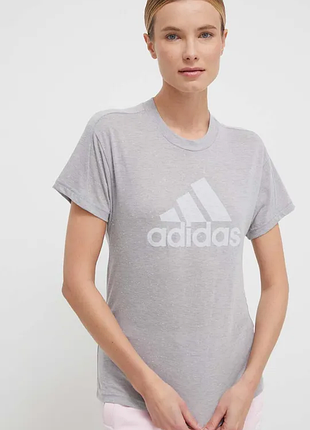 Жіноча футболка adidas