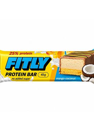 Протеїновий батончик, fitly, для спортивного раціону.