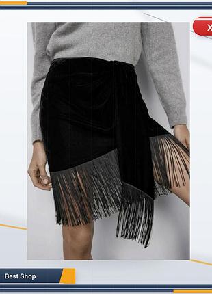 Юбка мини zara черная бархатная с бахромой, бантом и разрезом, размер m, полиэстер, потайная молния сзади