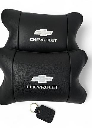 Автомобільні подушки chevrolet з натуральної італійської шкіри + шкіряний брелок у подарунок