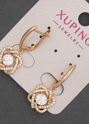 Серьги xuping с белыми стразами и белым кристаллом d-12мм+- l-30мм+- позолота 18к