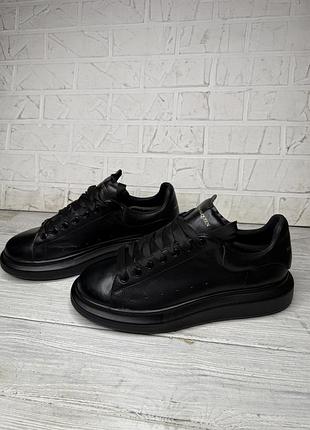 Крутые черные кожаные кроссовки alexander mcqueen 8
