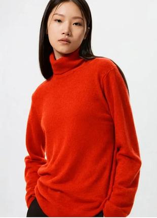 Кашемировый гольф uniqlo красного цвета
