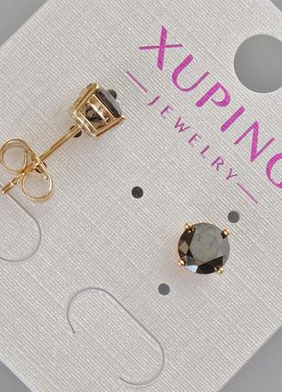 Серьги пусеты xuping с черным кристаллом d-7мм+- позолота 18к