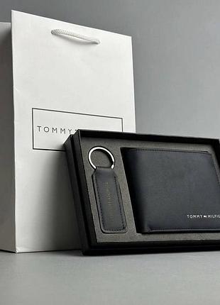 Кошелек мужской брендовый tommy hilfiger качественное черное кожаное портмоне для документов для 9 карточек в коробке с брелком
