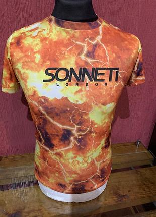 Гарна футболка sonetti