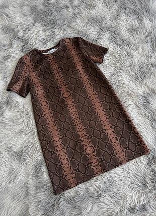 Гарна коротка сукня від zara