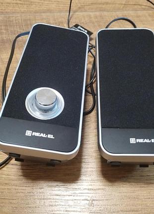 Колонка портативная real-el s-80 black, 2 x 3 вт, пластиковый корпус, питание от usb, управление спереди.