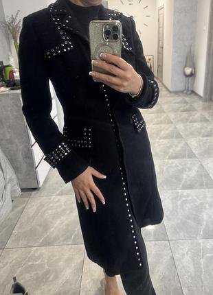 Шикарне пальто moschino. шерсть, кашемір