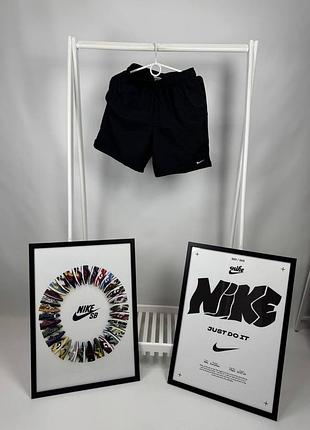 Оригінальні шорти nike 4