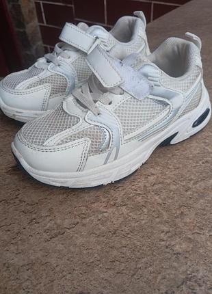 Кросівки шкіряні, білі, nike, primark 5