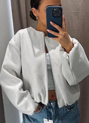 Шикарна тепла куртка бомбер від zara, оверсайз