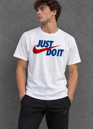 Футболка чоловіча nike air
