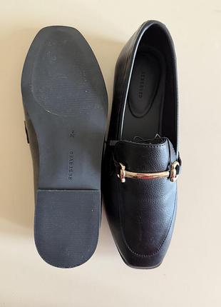 Лофери з пряжкою у стилі gucci