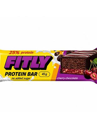 Протеїновий батончик, fitly, для спортивного раціону.