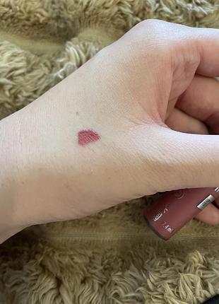 Помада матова rimmel 3