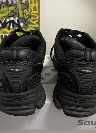 Saucony progrid triumph 4 black 3
