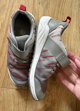 Дитячи кросівки clarks 2