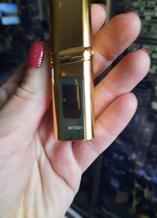 Помада loreal paris color Майорe 125 3
