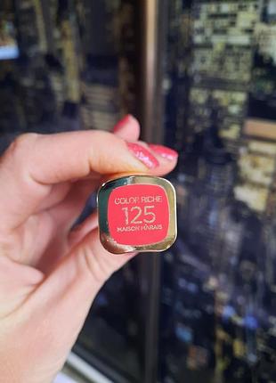 Помада loreal paris color Майорe 125 4