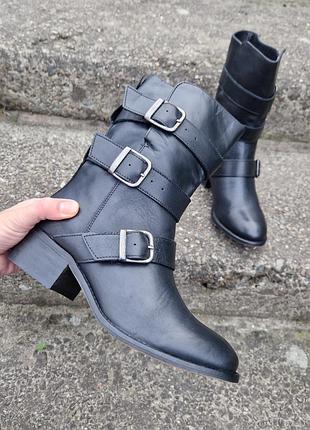 🤍 стильні чобітки andre з натуральної шкіри р.36 🤍