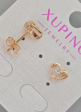 Серьги пусеты xuping "сердце" с белым кристаллом d-6,5х8,5мм+- позолота 18к