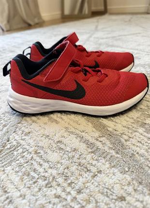Кросівки nike