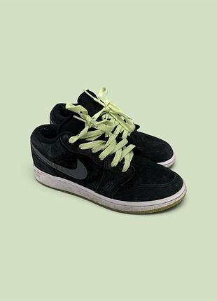 Кросівки air jordan 1 low ss (gs) "inner beast"