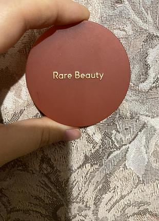 Румяна rare beauty 3