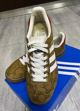 Кросівки adidas gazelle р.41 1/3 оригінал 26см устілка