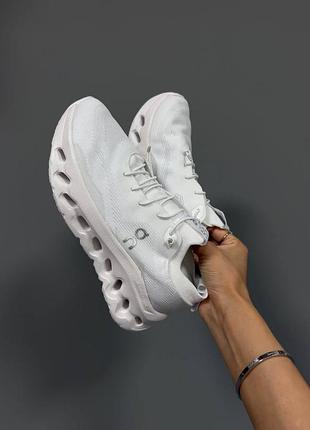 Кросівки on cloudtilt x loewe white 7