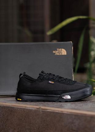 The north face clyffe trainers black
