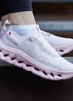 Жіночі кросівки loewe x on running cloudtilt nd рожеві гарні з текстильної сітки на шнурівці для міста зручні спортивні дня осінні