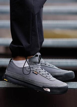The north face clyffe trainers grey 3