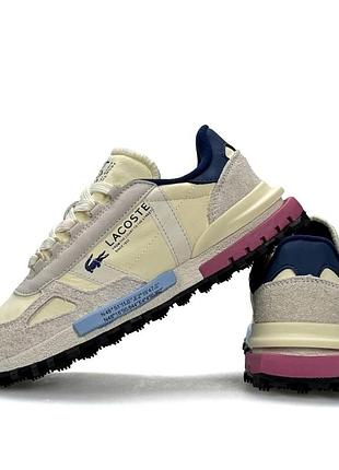 Жіночі кросівки lacoste elite active бежеві сучасні модні для повсякденної активності чудові текстиль і замша на літо лакоста