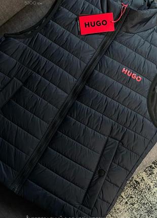 Жилет hugo