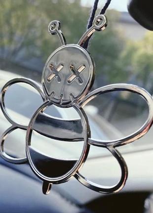 Підвіска dior & kaws "bee" 2