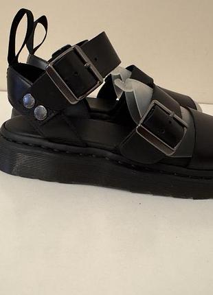 Жіночі сандалі dr. martens gryphon