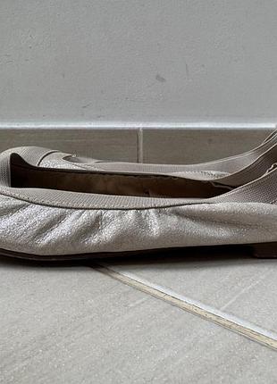 Продам шкіряні балетки bata 5