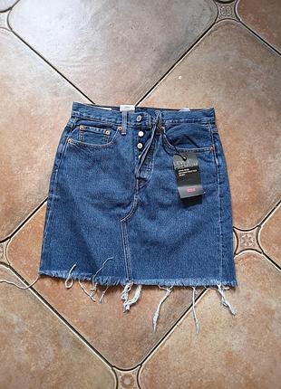 Нова  чудова джинсова спідниця levi's!!! міні. розмір 27. не носила.