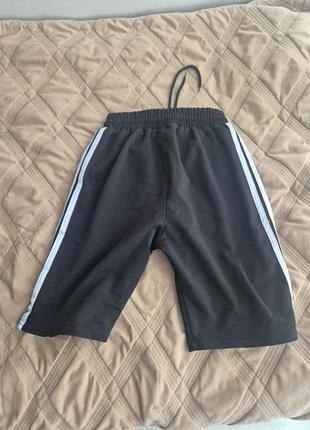 Черные шорты adidas 2