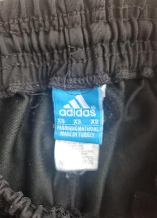 Черные шорты adidas 3
