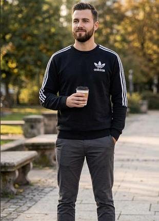 Свитшот мужской adidas m