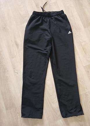 Чоловічі легкі спортивні штани  adidas. s.